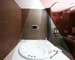汽车旅馆 特里亚酒店, 首爾